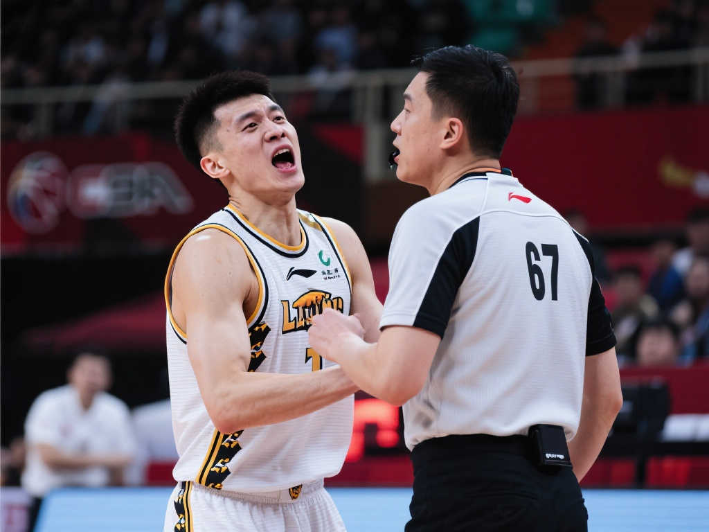 其辩护方潜 其辩护方潜