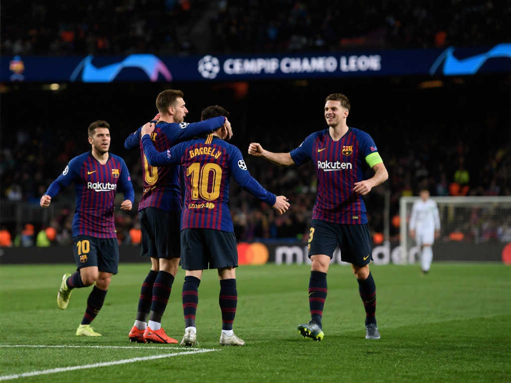 展现出了极 展现出了极